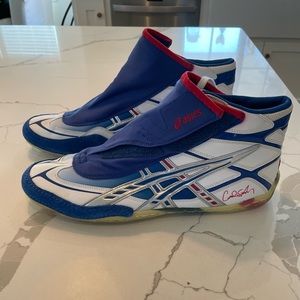 Cael v1 Wrestling Shoes size 13 brand new.